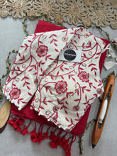 Red  Handloom Cotton Saree With Embrodery Work Redy Made Blouse